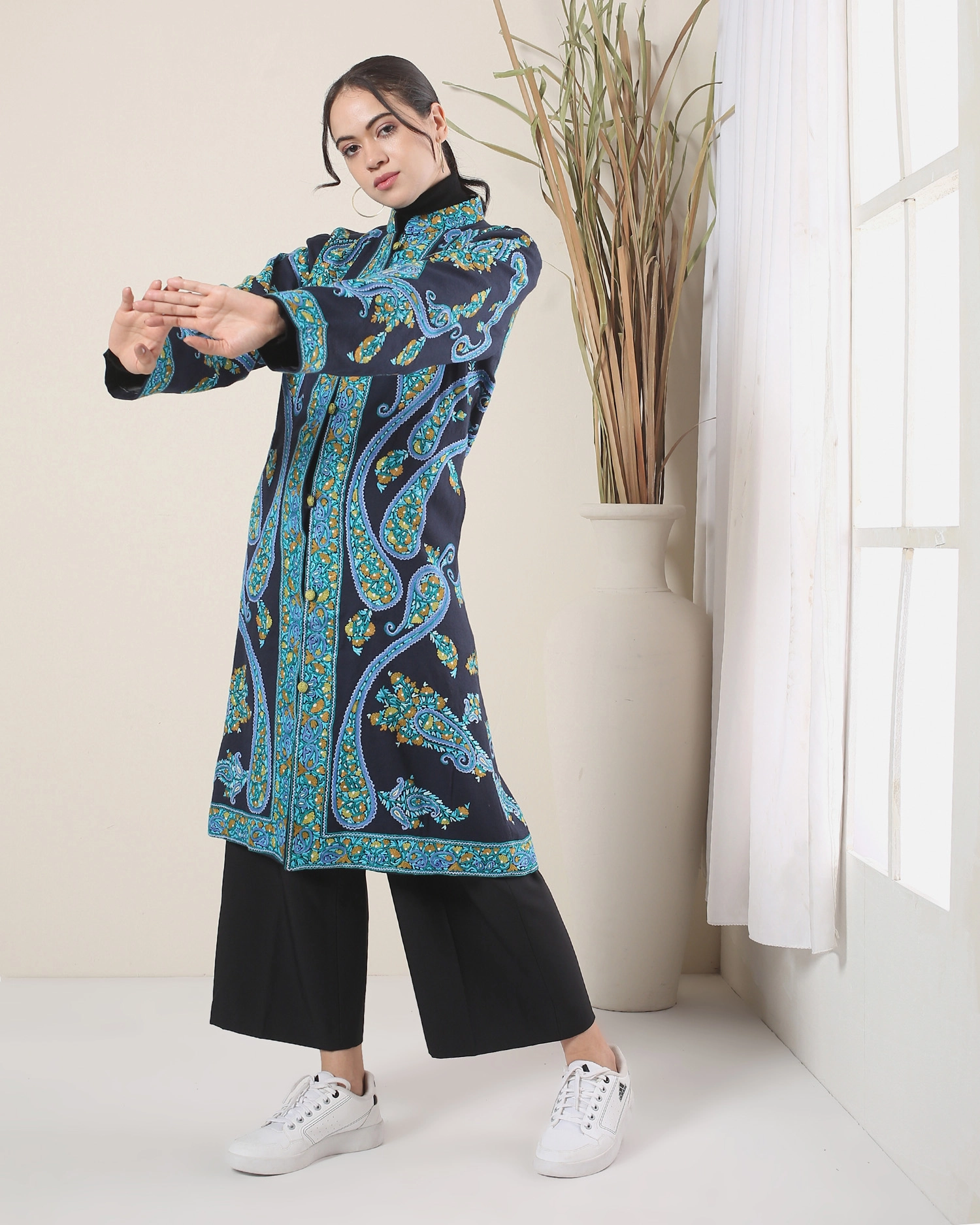 Long Paisley Ari Hand Embroidery Jacket - Teal, Navy [42] - KCS