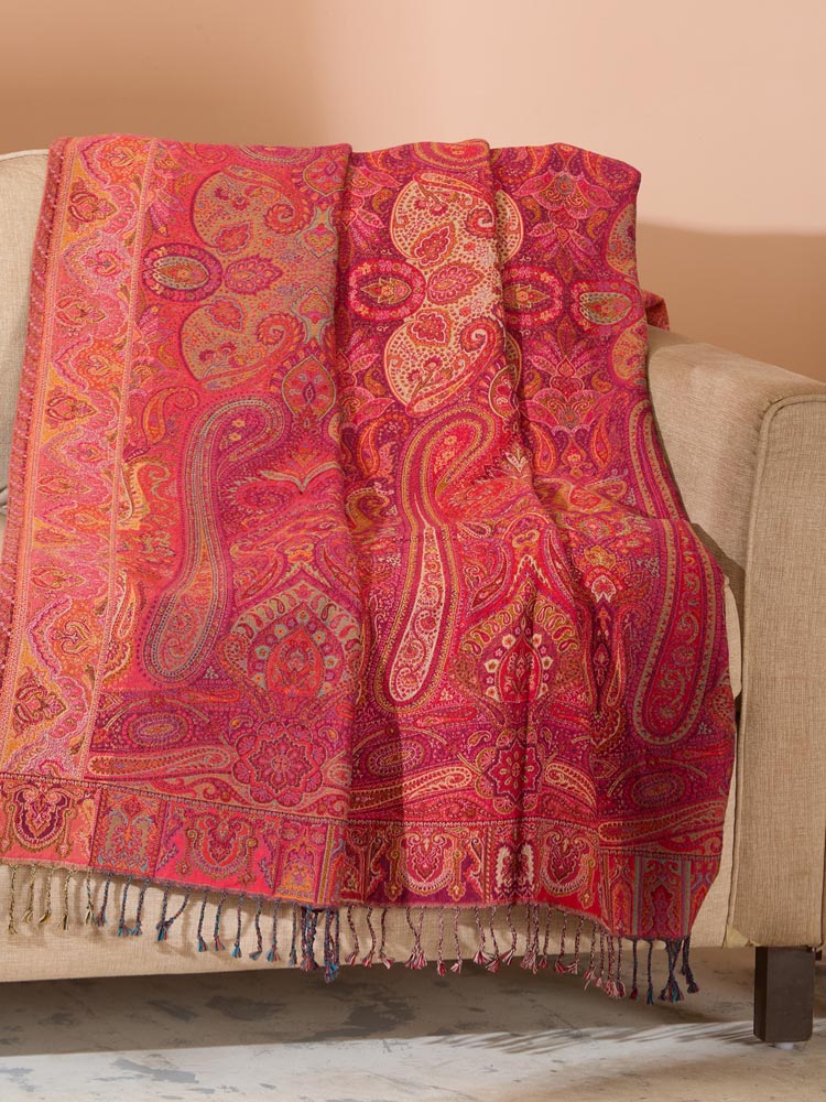Meher Paisley Vintage Paisley Throw - Hibiscus Red