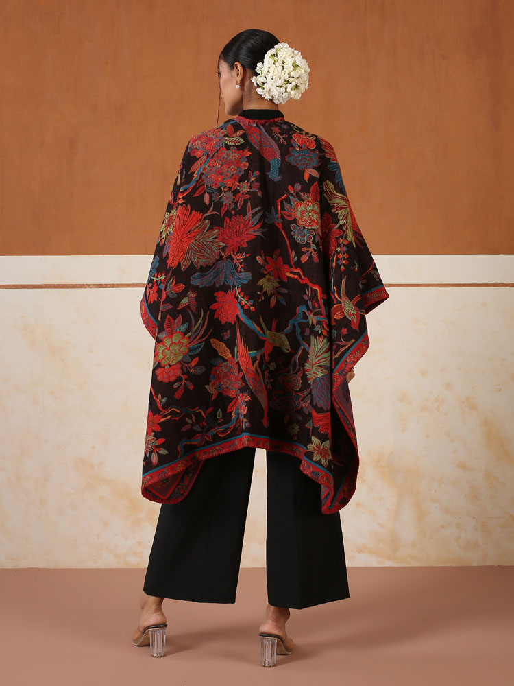ImageJardin des Ailes Wool Ruana Cape – Multi, Black