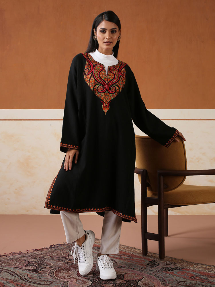 Himalayan Elegance Ari Wool Phiran