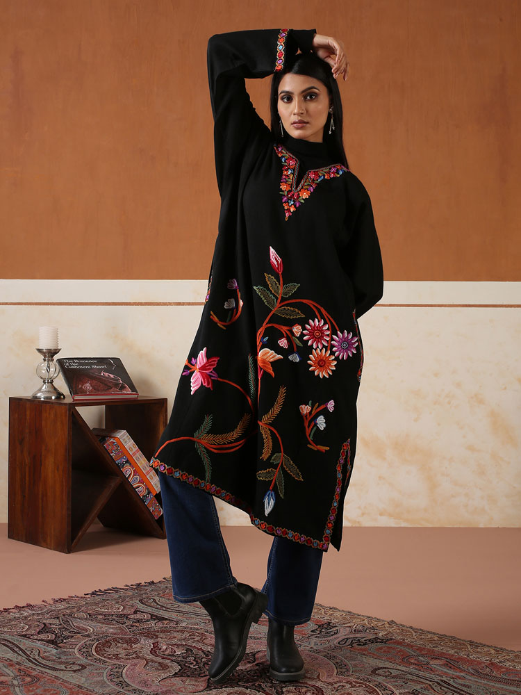 Ranjini Phool Ari Wool Phiran - Apricot, Black