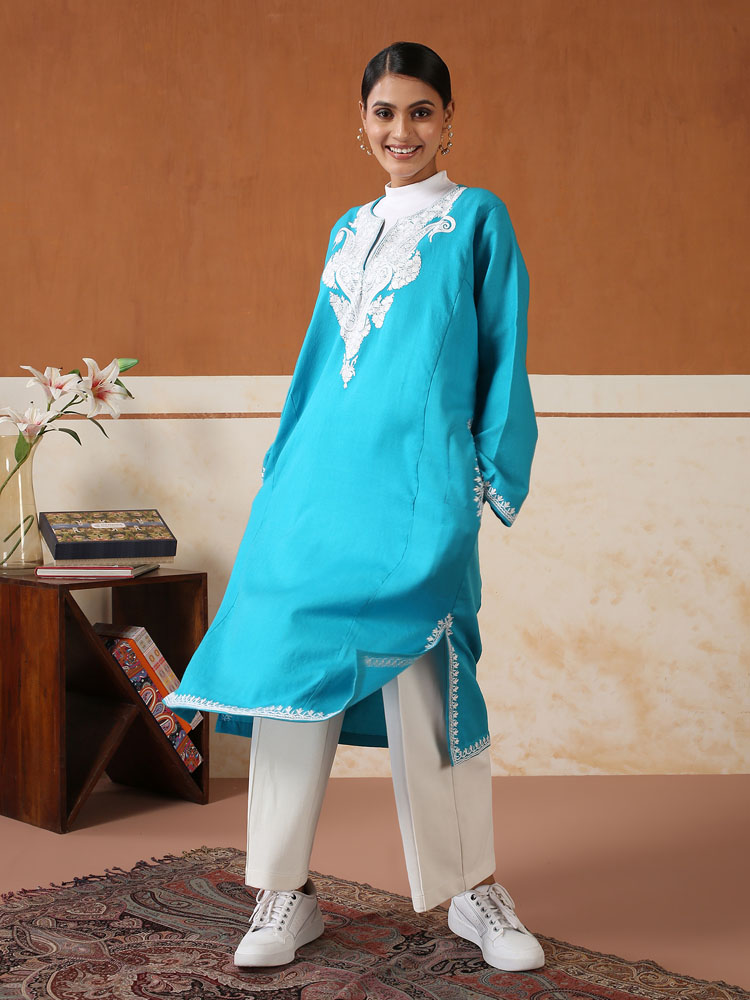 Ivory & Turquoise Naaldar Ari Wool Phiran