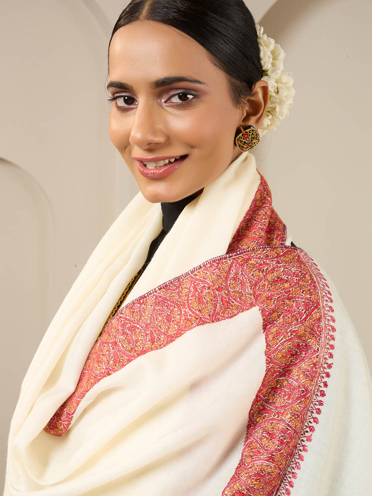 ImageSozni Dordaar Hand Emb Wool Shawl – Whisper White