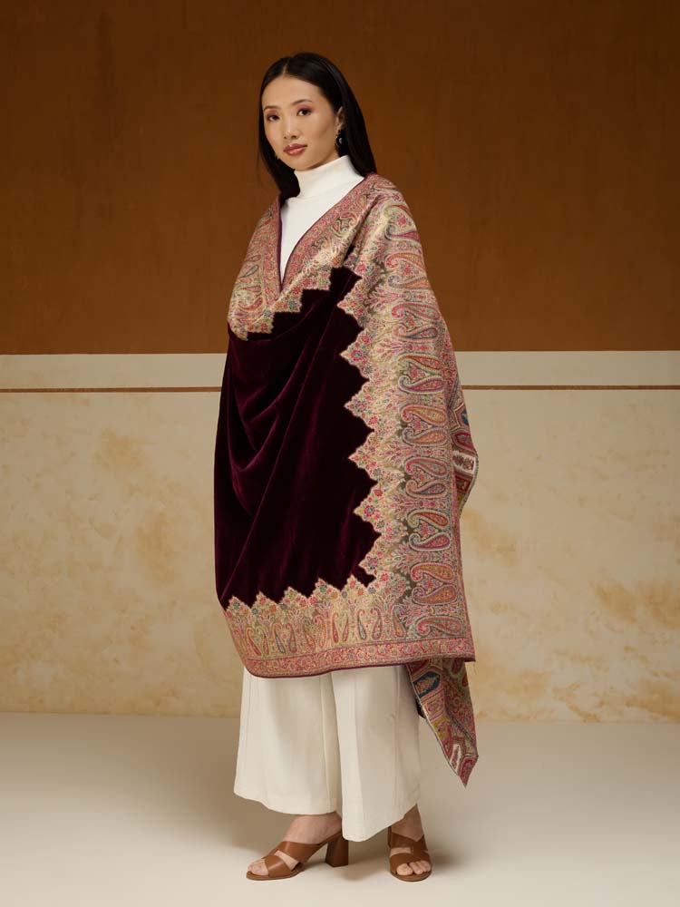 ImagePechdar Paisley Velvet Wool Shawl – Mulberry