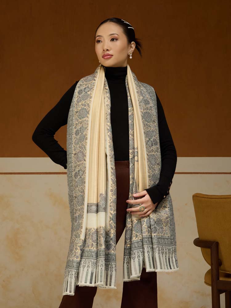 ImageSwarna Paisley Wool Zari Shawl – Milk, Gold