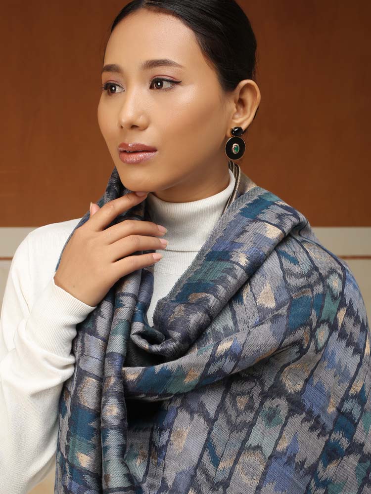 ImageZardozi Ikat Wool Zari Reversible Shawl – Marine Gold