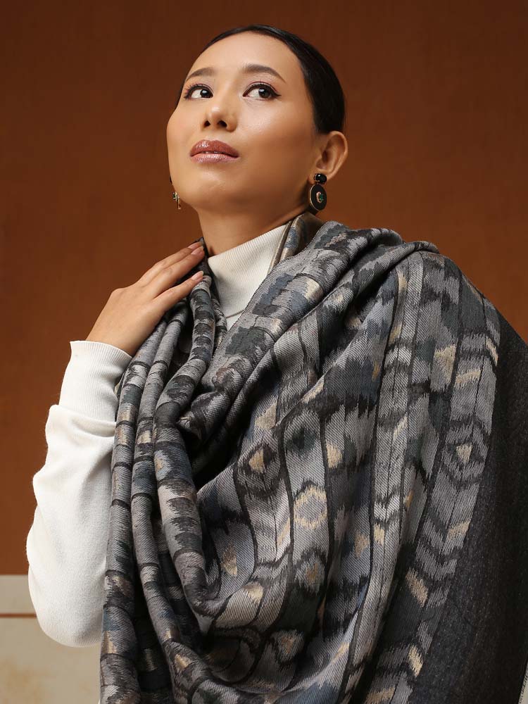 ImageZardozi Ikat Wool Zari Reversible Shawl – Silver, Gold