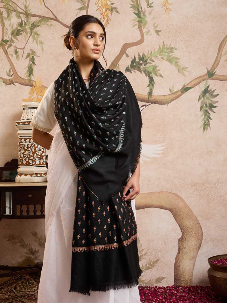 ImageMach Buti Aksi Pashmina Stole – Midnight Black