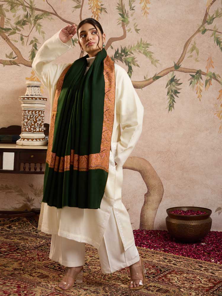 ImageNishaan Sozni Dordaar Hand Embroidery Shawl – Bottle Green