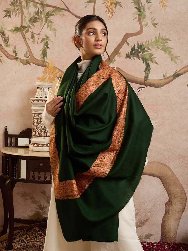 ImageNishaan Sozni Dordaar Hand Embroidery Shawl – Bottle Green
