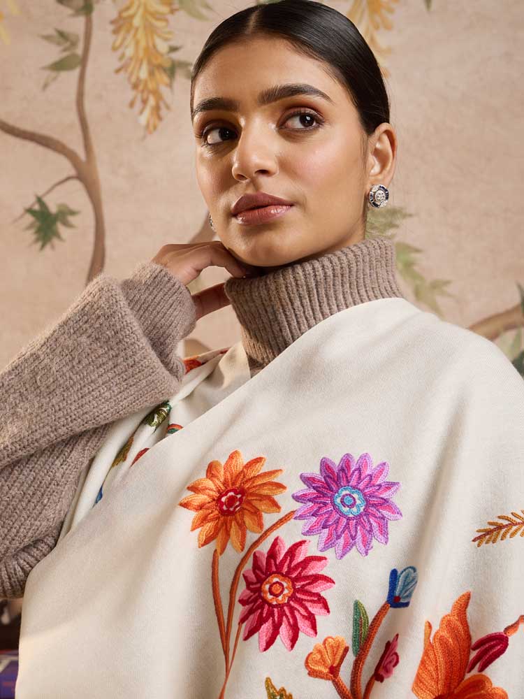 ImageGulyaar Ari Hand Emb Wool Stole – Ivory, Multi