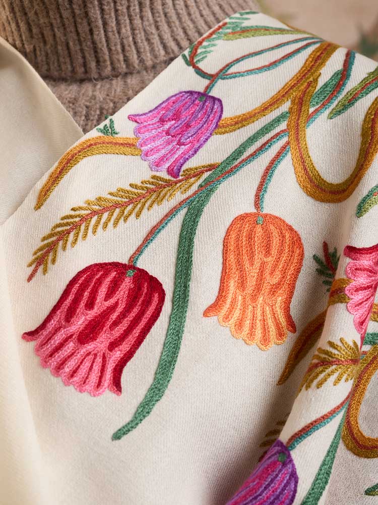 ImageGulfar Ari Hand Emb Wool Stole – Multi, White