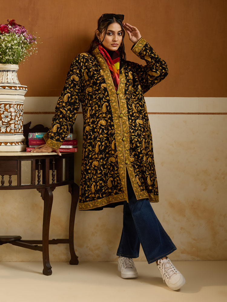 ImageBadaam Jaal Ari Wool Long Jacket – Black, Khaki [50]