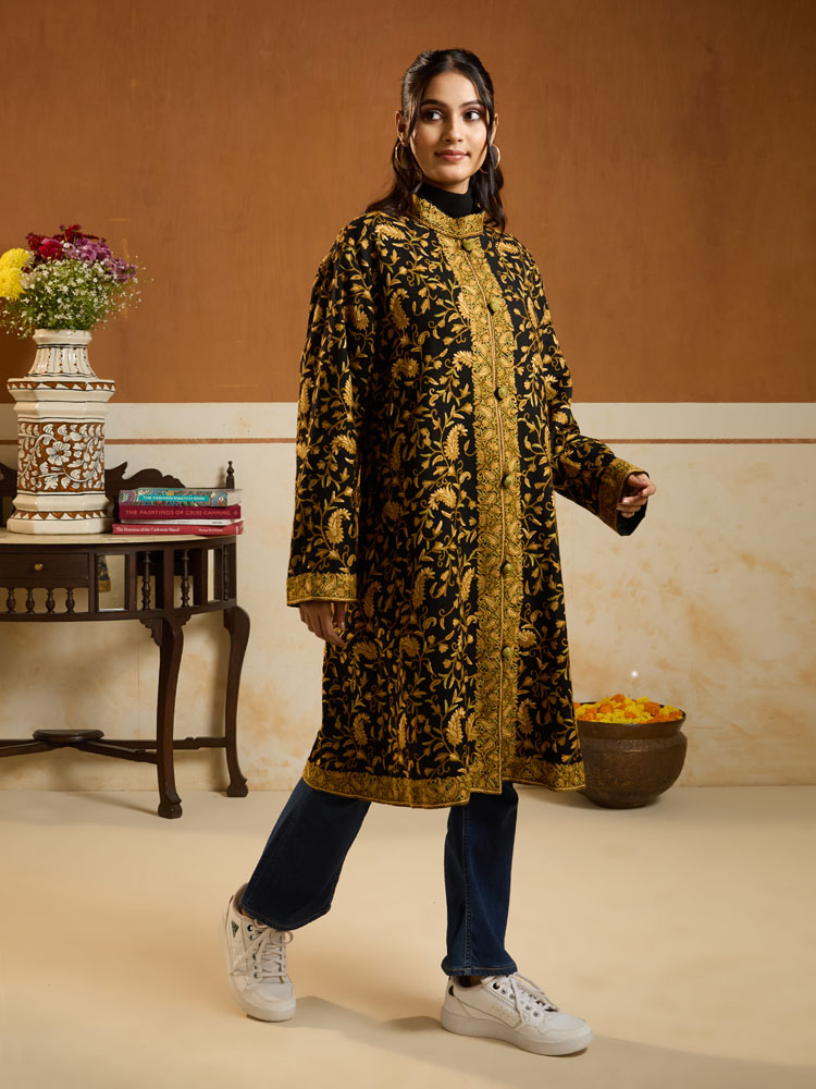 ImageBadaam Jaal Ari Wool Long Jacket – Black, Khaki [50]