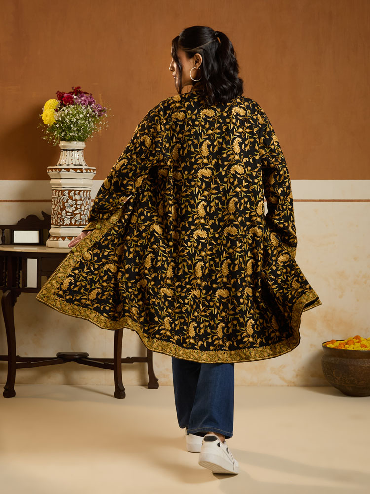 ImageBadaam Jaal Ari Wool Long Jacket – Black, Khaki [50]