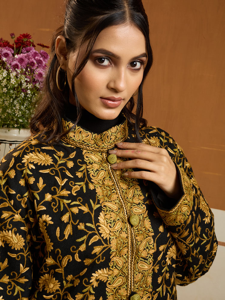 ImageBadaam Jaal Ari Wool Long Jacket – Black, Khaki [50]