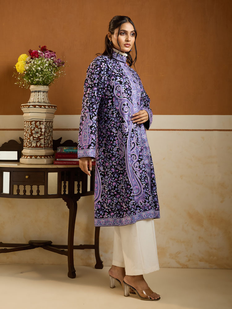 ImageBadaam Jaal Ari Wool Long Jacket – Lavender, Black [44]