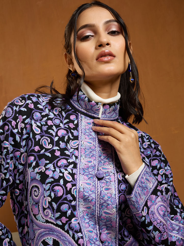 ImageBadaam Jaal Ari Wool Long Jacket – Lavender, Black [44]