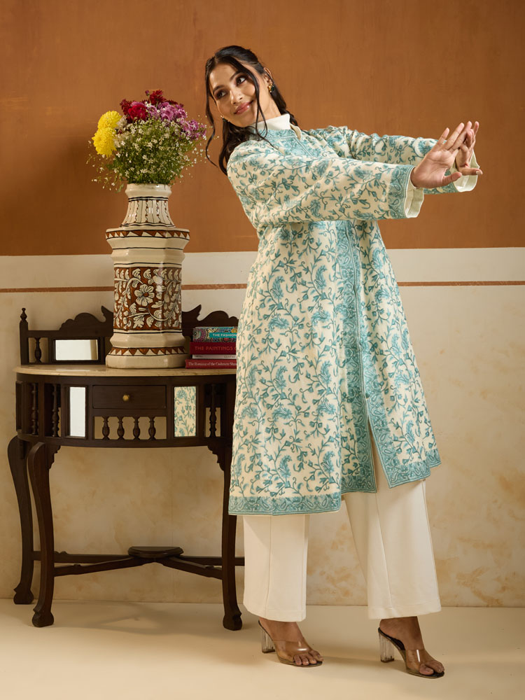 ImageTaj Naqsh Ari Emb Wool Jacket – Mint, Ivory