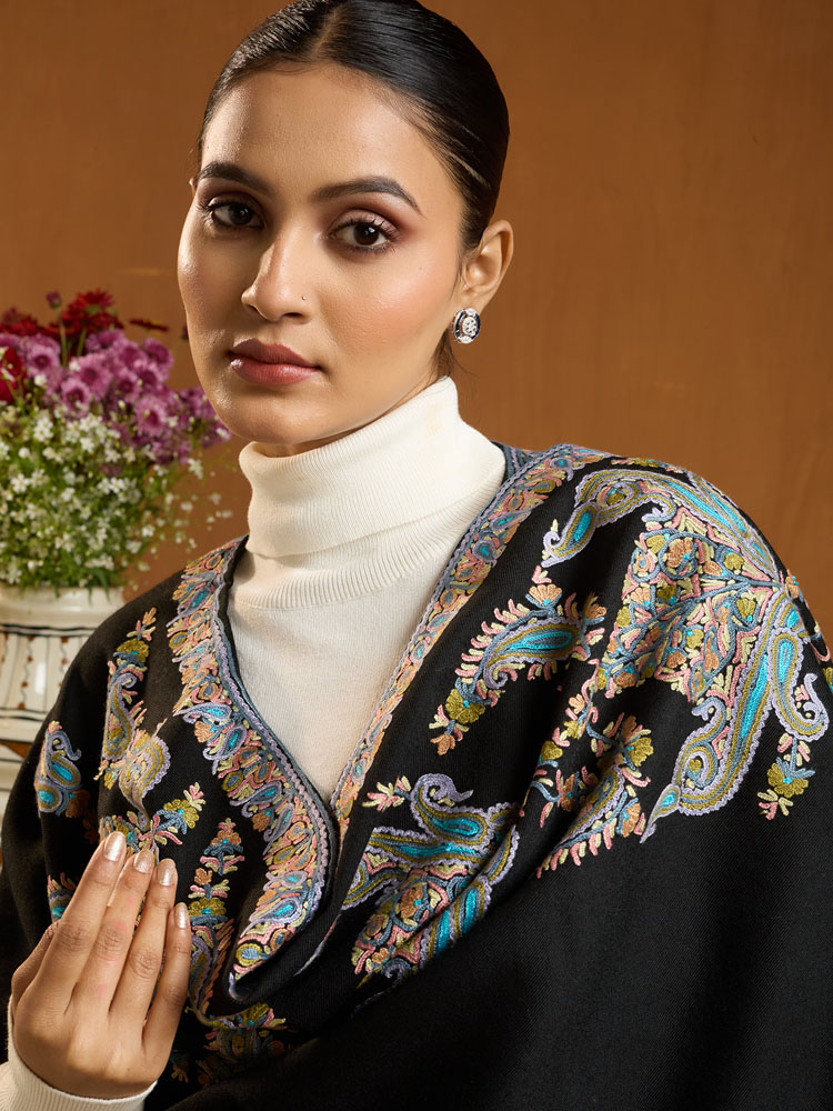 ImageNori Paisley Ari Emb Wool Poncho – Teal, Black