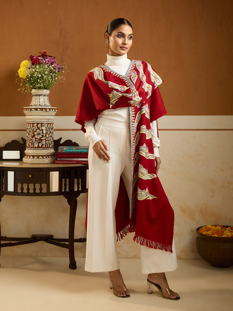 ImageHala Paisley Ari Emb Wool Cape – Bright Red