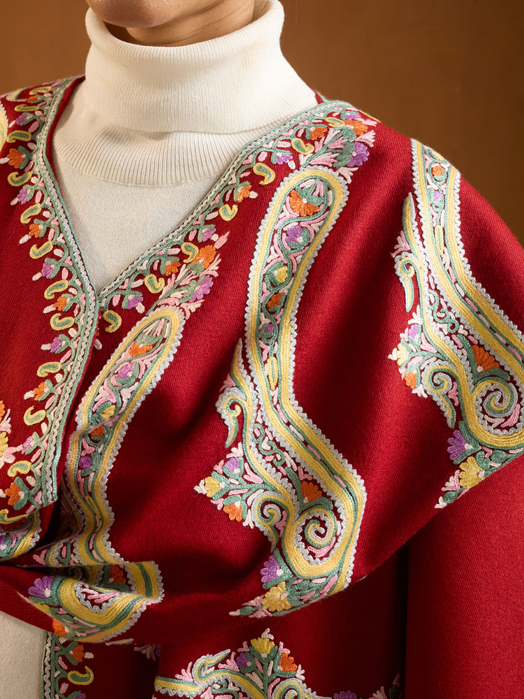 ImageHala Paisley Ari Emb Wool Cape – Bright Red