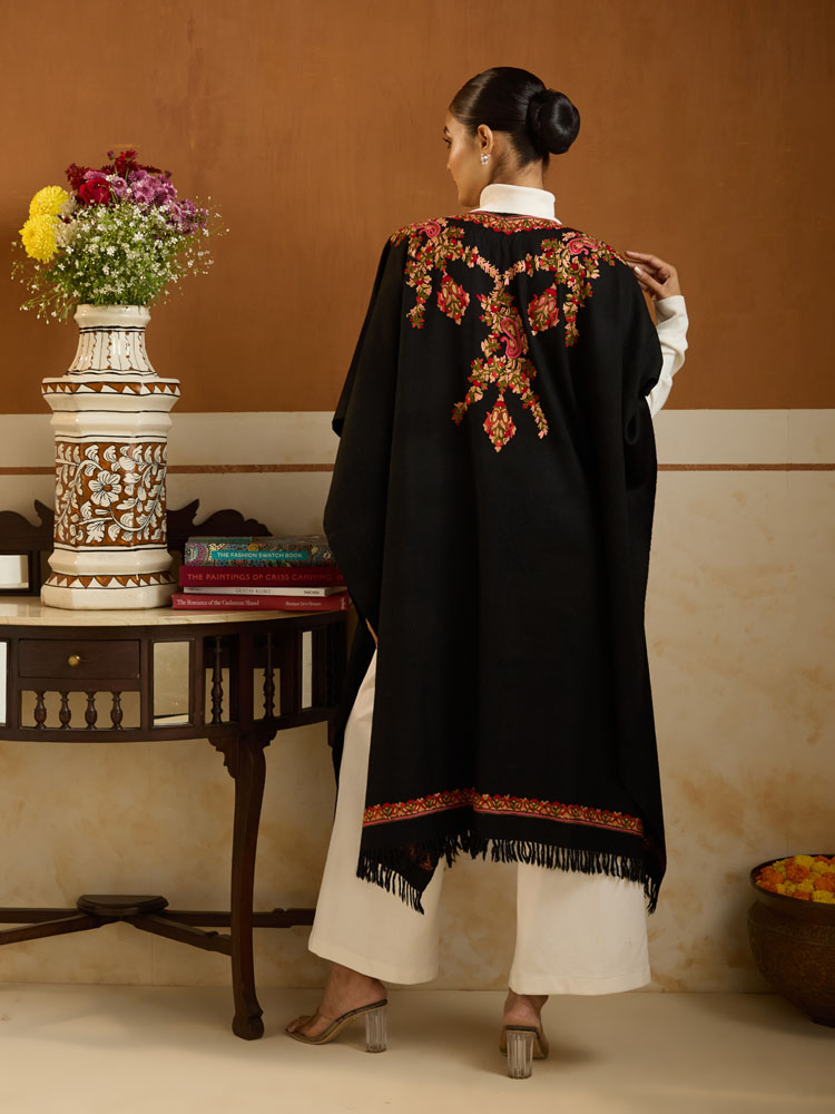 ImageSigne Paisley Ari Emb Wool Poncho – Rust, Black