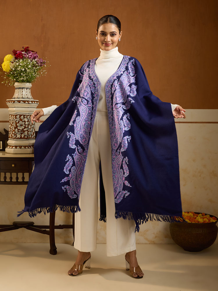 ImageKant Paisley Ari Emb Wool  Cape – Lavender Blue
