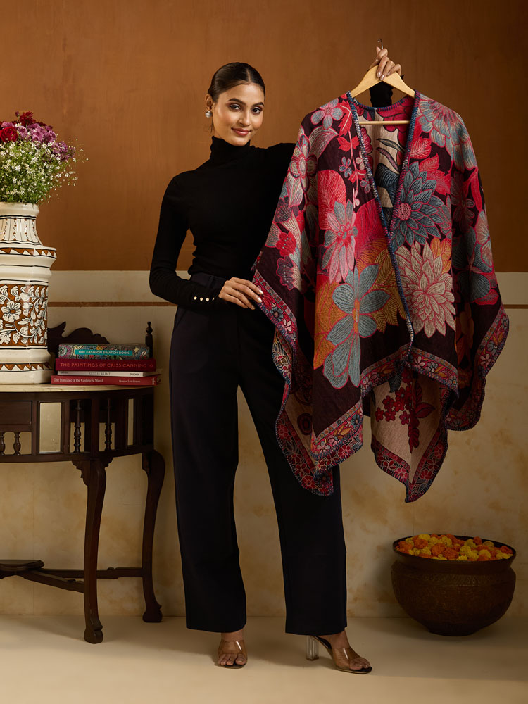 ImageFloral Grande Boho Cape – Multi, Beige