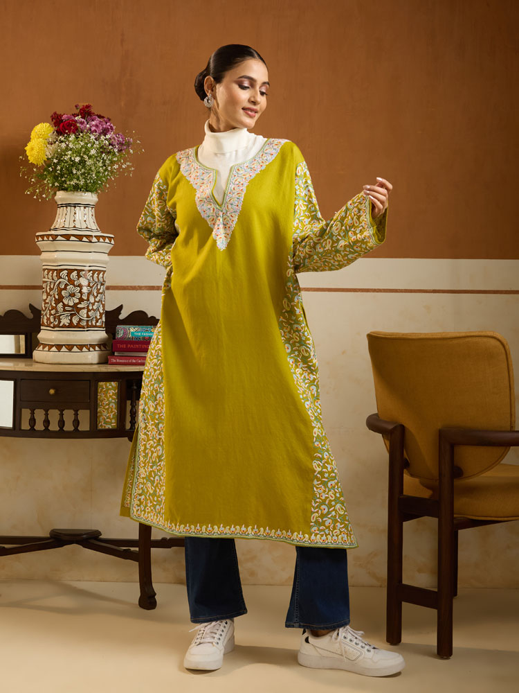 ImageOlea Paisley Ari Wool Phiran – Celery Green