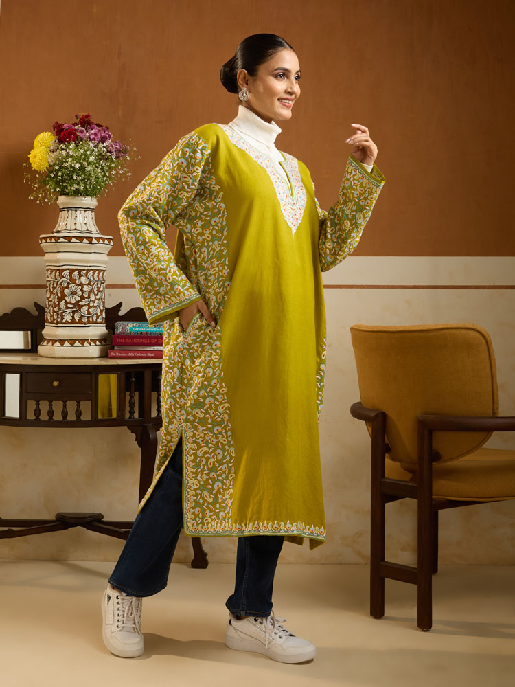 ImageOlea Paisley Ari Wool Phiran – Celery Green