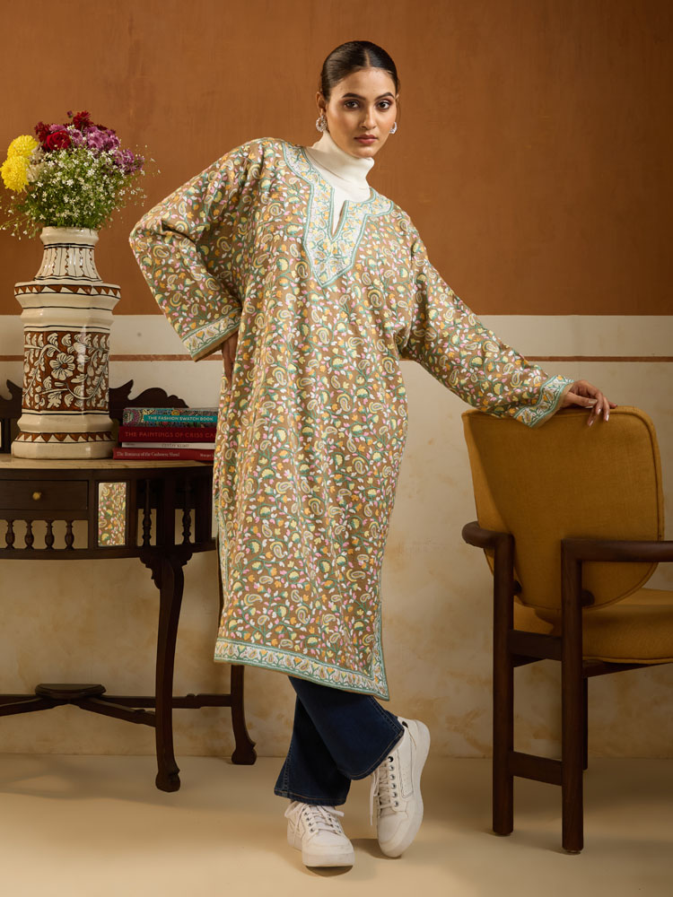 ImageAri Jaaldar Hand Emb Phiran – Almond, Mint