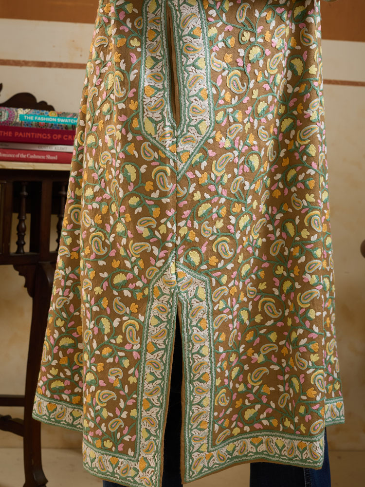 ImageAri Jaaldar Hand Emb Phiran – Almond, Mint