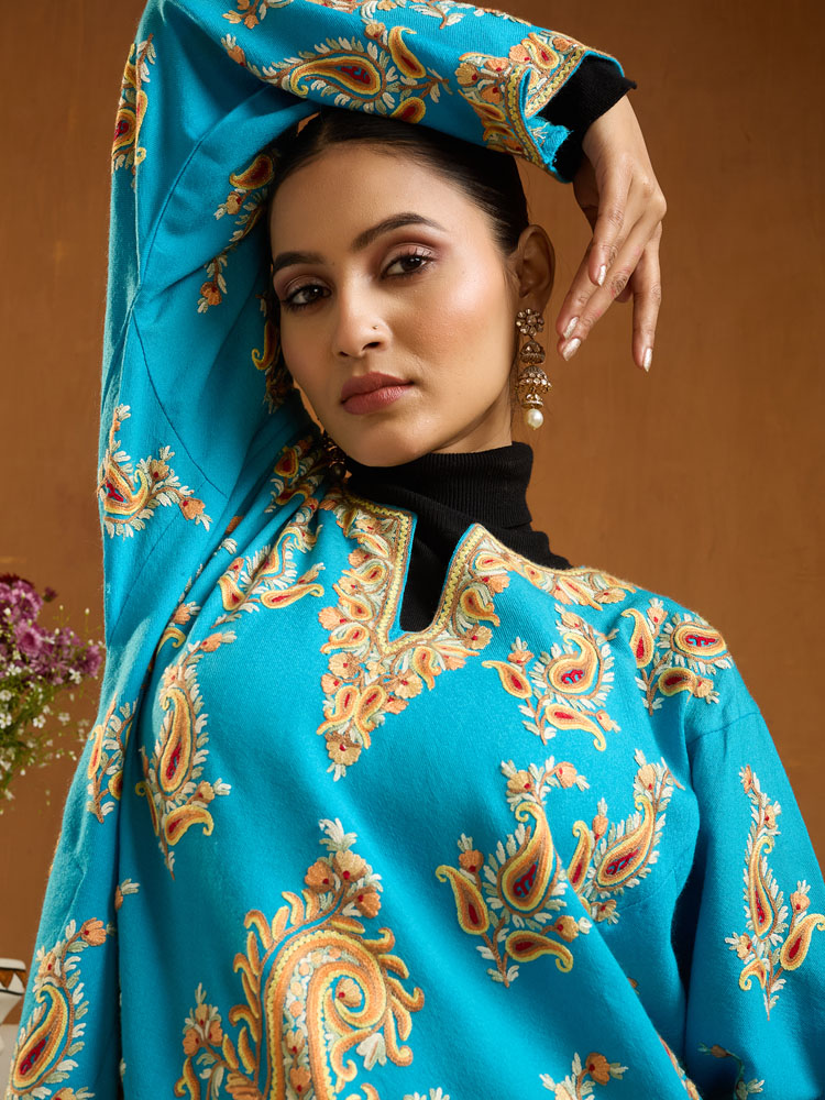 ImageKaya Paisley Ari Wool Phiran – Topaz Blue