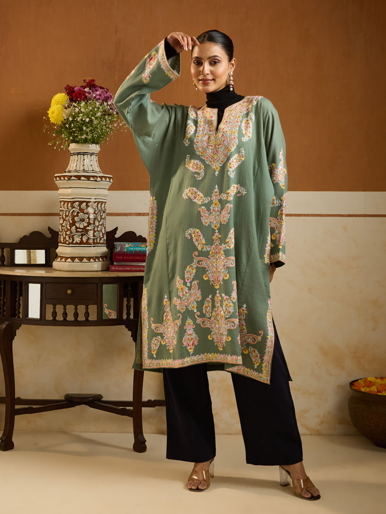 ImageAsta Buteh Ari Wool Phiran – Elm Green