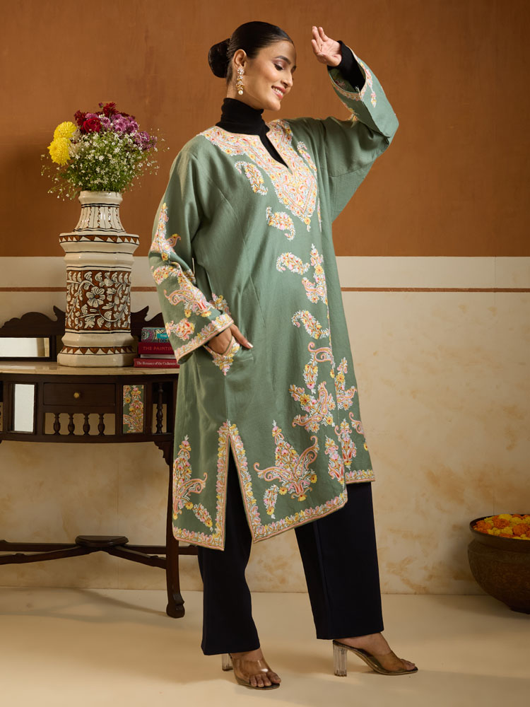 ImageAsta Buteh Ari Wool Phiran – Elm Green