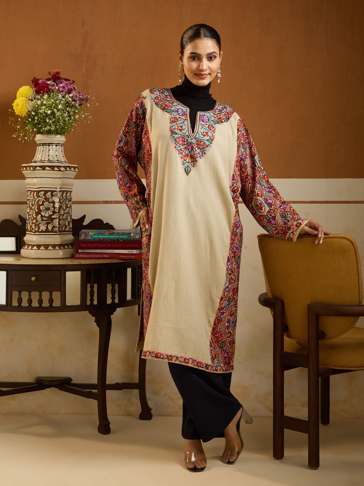 ImageOlea Chinar Ari Wool Phiran – Sand, Multi