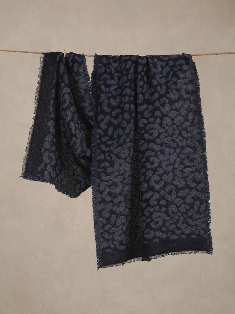 Tiger Weave Lambswool Stole - Navy