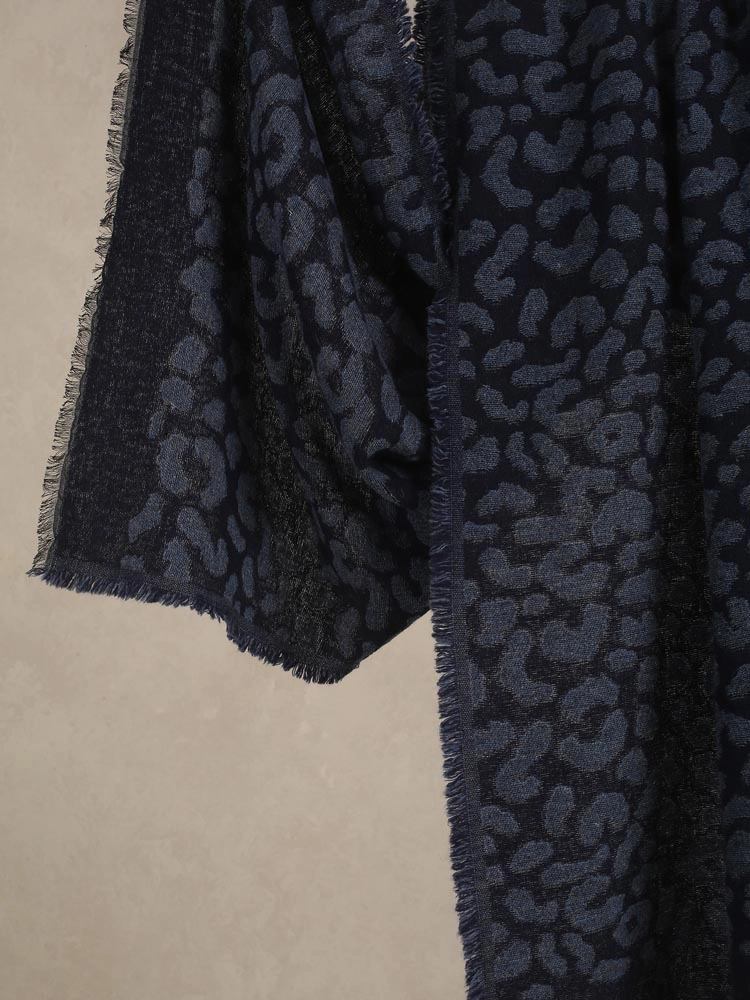 ImageTiger Weave Lambswool Stole – Navy