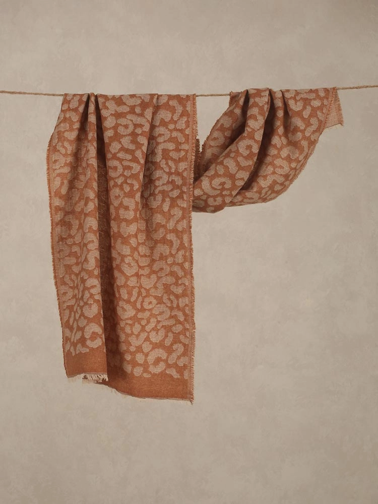 ImageTiger Weave Lambswool Stole – Fawn, Beige