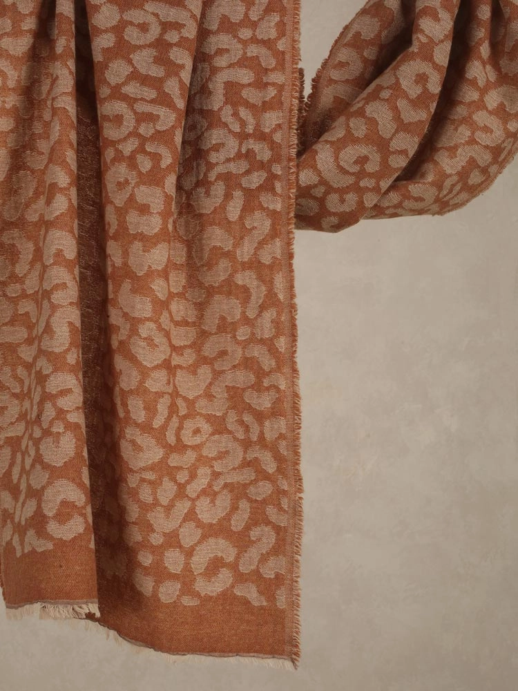 ImageTiger Weave Lambswool Stole – Fawn, Beige