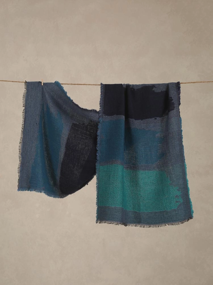 ImageAlda Weaves Lambswool Stole – Tuscan Teal