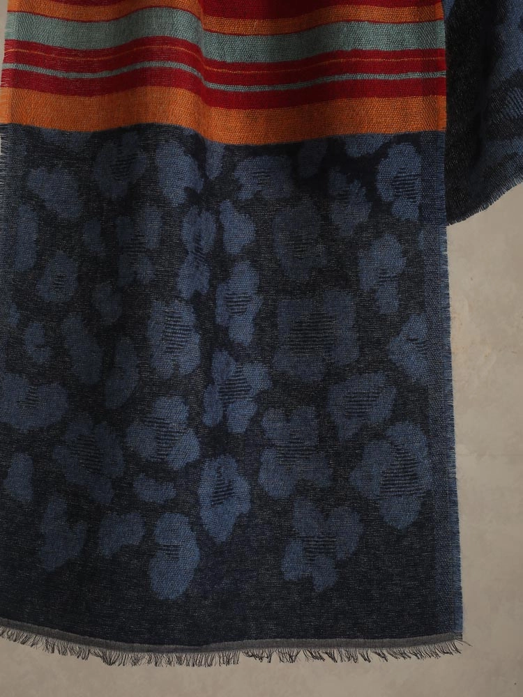 ImageTono Animal Weaves Wooly Blend Stole – Jeans Navy