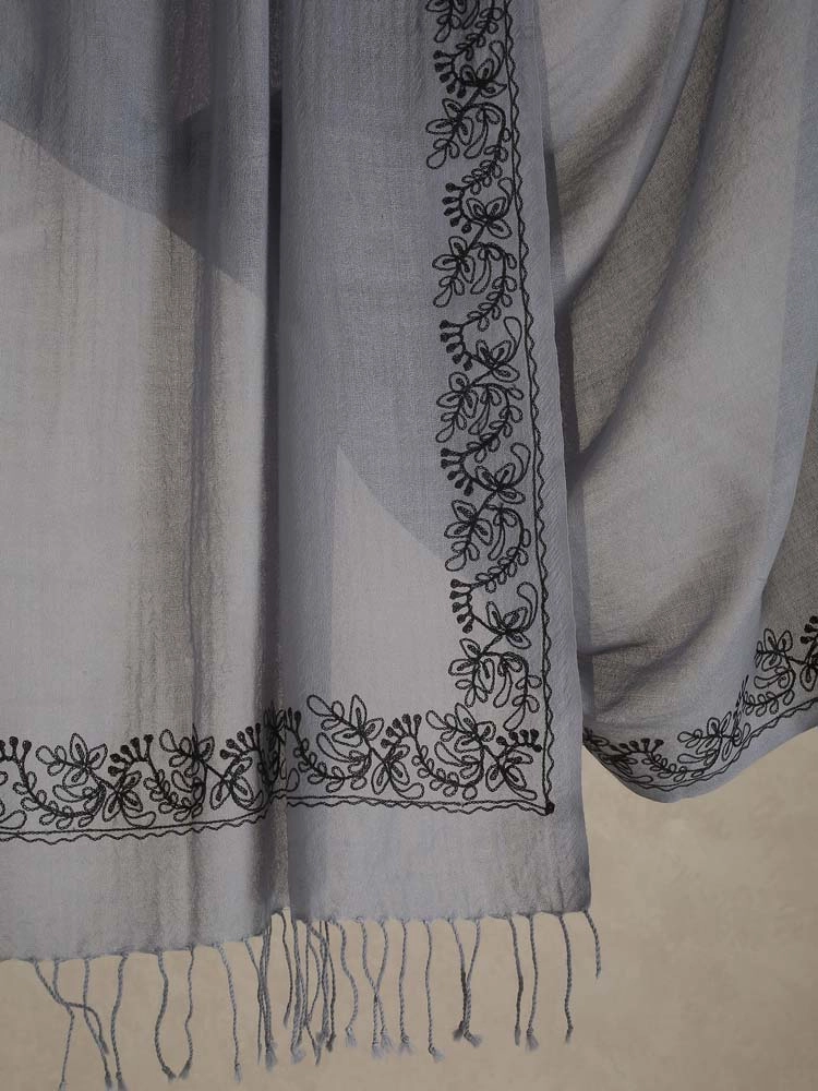 ImageIslem Wool Embroidery Stole – Pale Blue