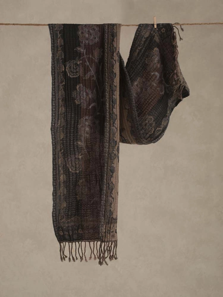 ImageVintage Floral Pure Wool Muffler – Espresso Brown