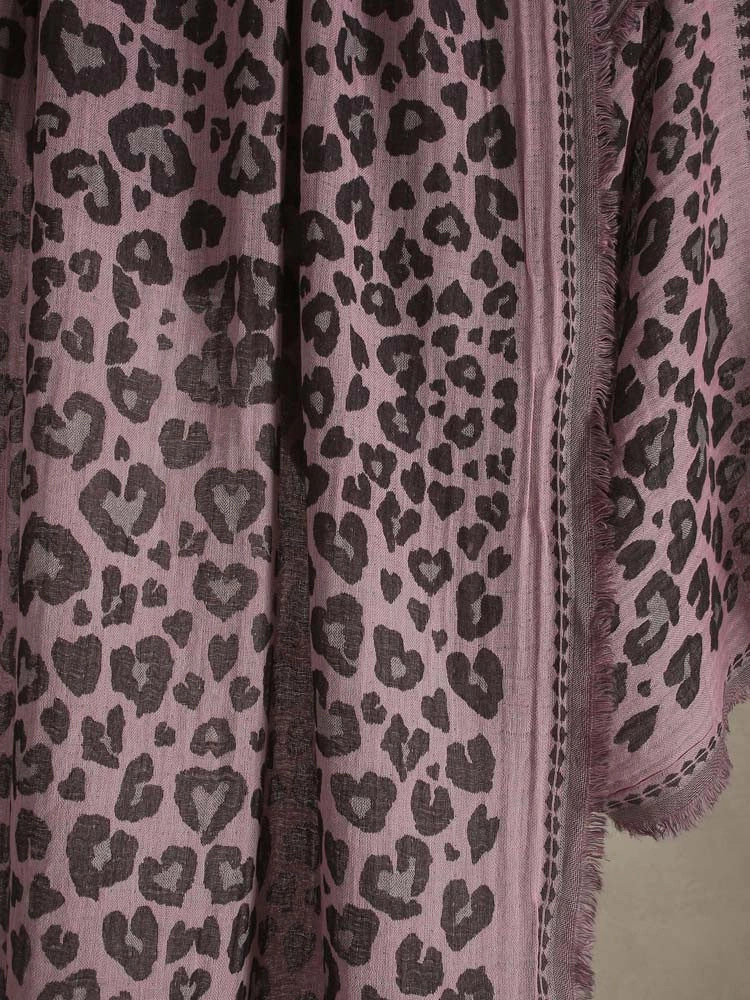 ImageLeopard Edit Wool Stole – Berry Pink