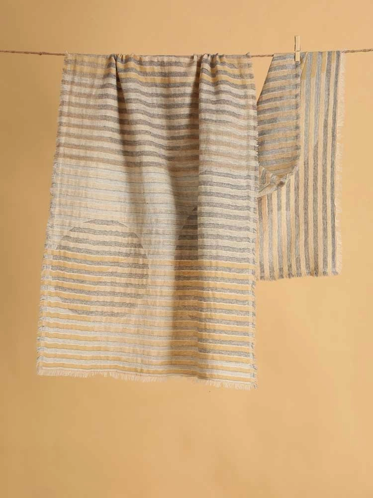 ImageSpheres Lambswool Stole – Caramel Beige