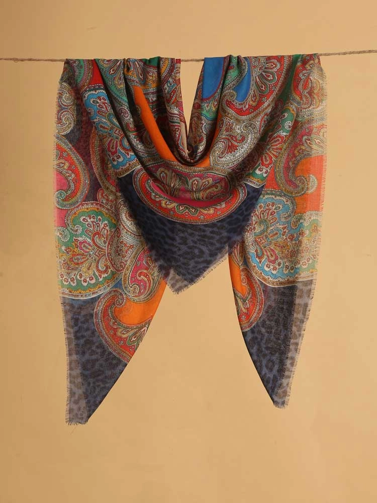 ImageAmra Lata Paisley Wool Silk Foulard – Beige, Blue