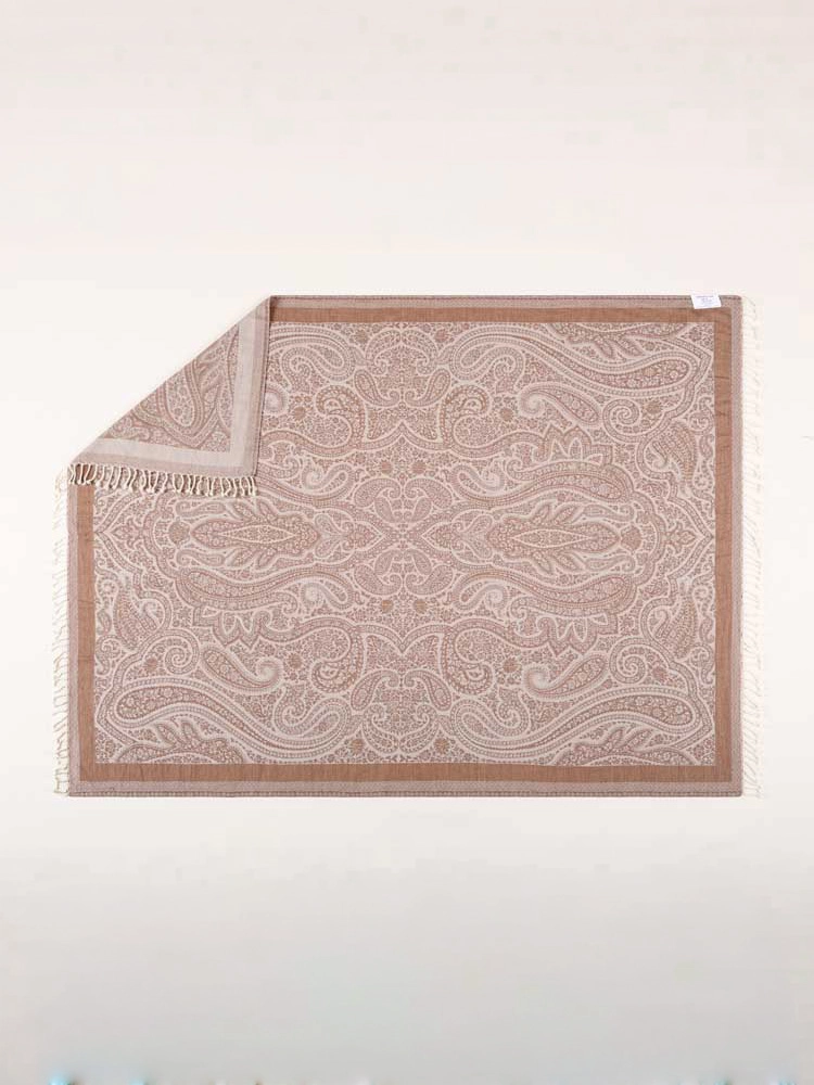 ImageImperial Paisley SuperFine Merino Wool Throw – Offwhite, Latte