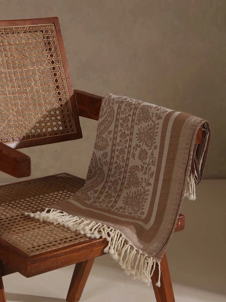ImageFjell Paisley SuperFine Merino Wool Sofa Plaid – Hazlenut Beige